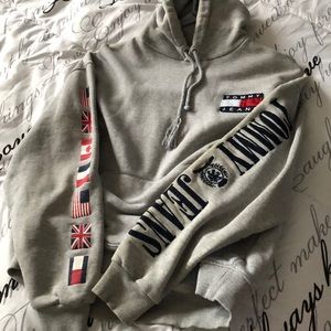 Tommy Hilfiger sweatshirt
